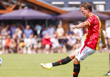Go Ahead Eagles oefent woensdag tegen Almere City FC