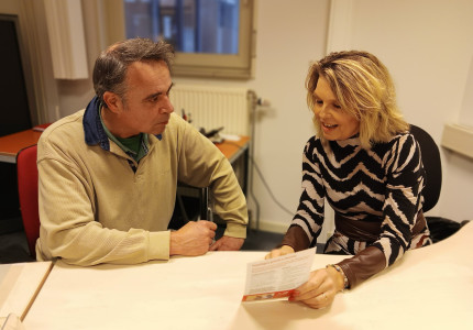 Met VluchtelingenWerk nieuwkomers op weg helpen
