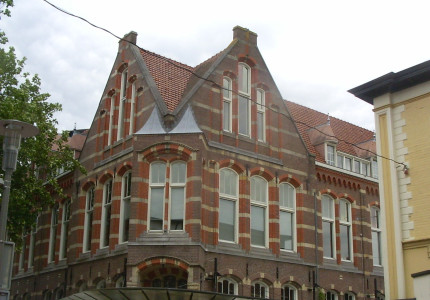 Kluswoningen in oud Apeldoorns postkantoor