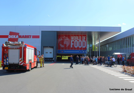 Ontruiming mega supermarkt