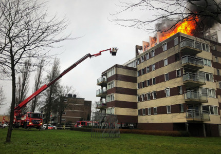 Man weer thuis na grote brand