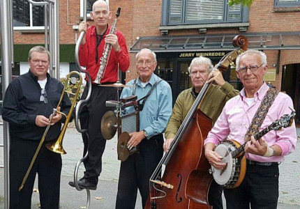 ‘Als het maar lekker klinkt en swingt’
