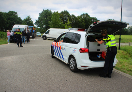 Drie voertuigen beschadigd bij aanrijding