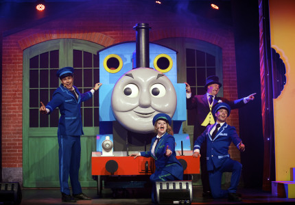 Thomas de Stoomlocomotief bij Kinderpretpark Julianatoren