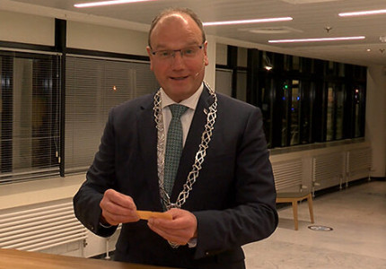 RTV Apeldoorn voelt lijsttrekkers aan de tand
