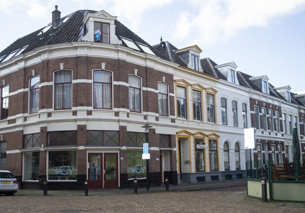 De Nieuwstraat was een winkelstraat en dat blijft het ook