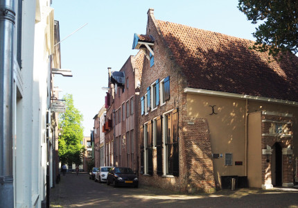 Verrijk je kennis met de Athenaeumbibliotheek