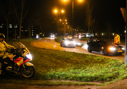 Politie houdt alcoholcontroles in Apeldoorn op tweede kerstdag
