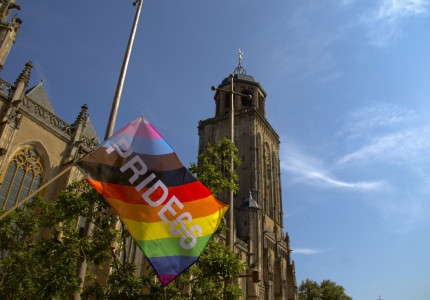 ‘Deventer laat haar regenboog zien!’