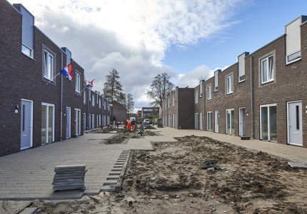 Eerste huurders ontvangen sleutel nieuwbouwproject Imkershof