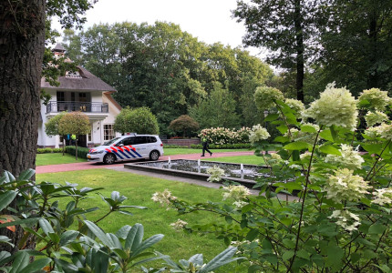 Politie doet onderzoek na overval in Beekbergen