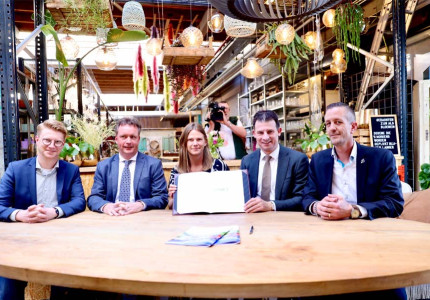 Coalitiepartijen tekenen nieuw akkoord