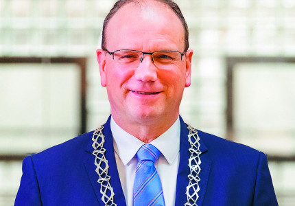 Drie vragen aan de burgemeester