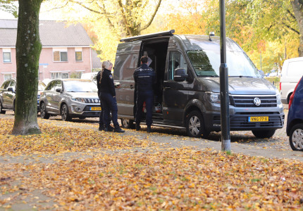 Man gewond bij steekpartij aan Staalweg in Apeldoorn, vrouw aangehouden