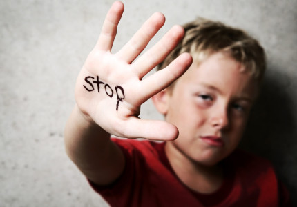 Chatten over huiselijk geweld en kindermishandeling