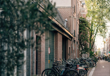 Slim verhuizen naar Amsterdam: zo bespaar je ruimte