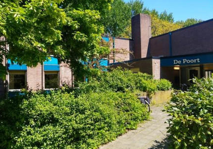 Deventerse jongerenklooster weer open op nieuwe plek