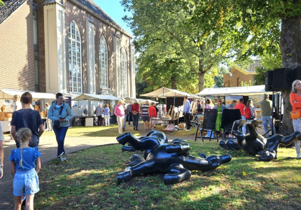 Kunstmarkt nu voor oud én jong