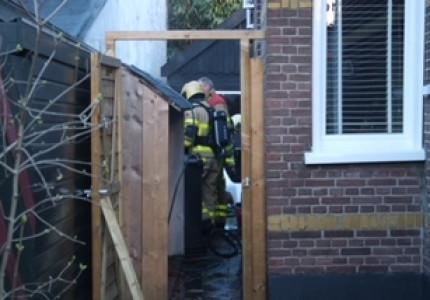 Schuurbrand snel onder controle