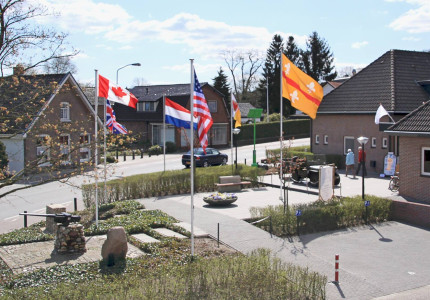 Dorpshart Loenen op de schop