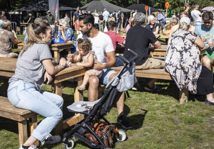 Consumenten onveranderd negatief in augustus