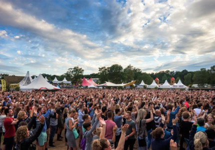 Uittips voor in Apeldoorn: Drakenbootfestival