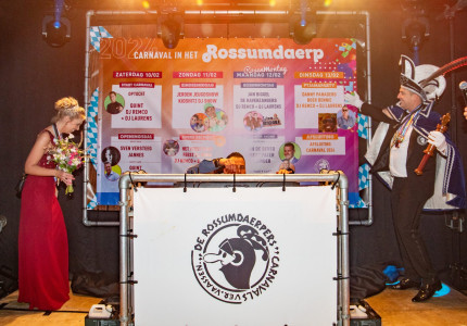 Carnavalsoptocht Rossumdaerpers terug naar traditionele route