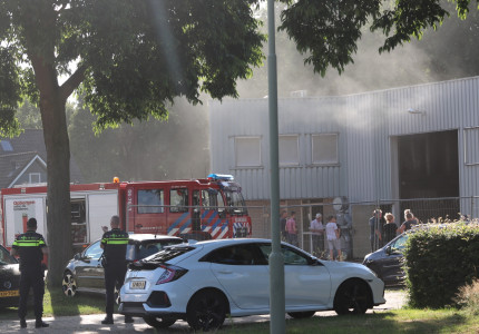 Brand in bedrijfspand Vaassen