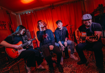 Steengoed live in Worpplantsoen