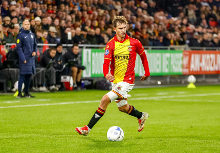 Calvin Twigt op huurbasis van Willem II