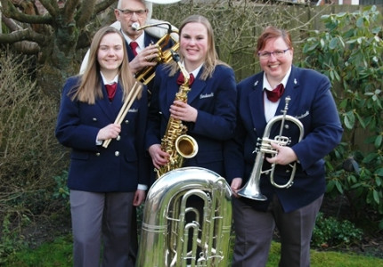 Drie generaties lopen bij Eendracht met de muziek mee