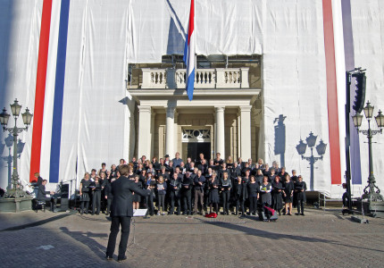 Meezingen bij Dodenherdenking