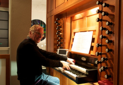 Bert Riphagen zeventig jaar organist   