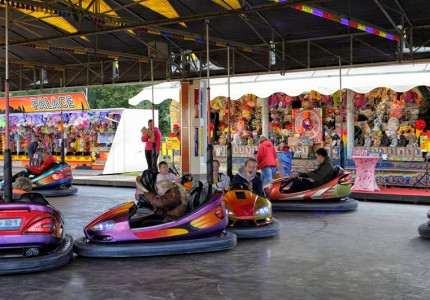 Aan de zwier op de Zomerkermis