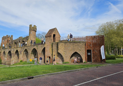 Extra wandelingen met gids op Forten- en Vestingfestival