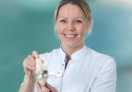 Sneller herstel met een halve knieprothese