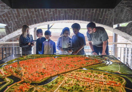 Spelenderwijs over stad leren
