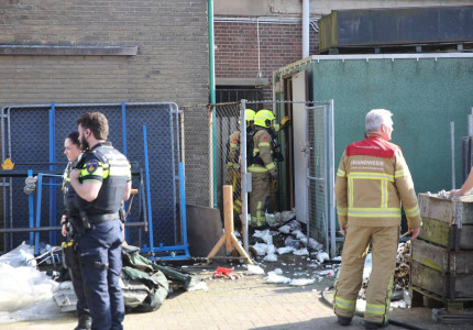 Brand in opslagruimte aan Coöperatiehof in Lieren snel onder controle