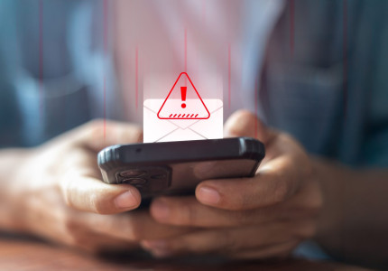 Oplichting met nagebootste stemmen: AI-telefoonscam ontwricht vertrouwende stemmen en brengt gevaar