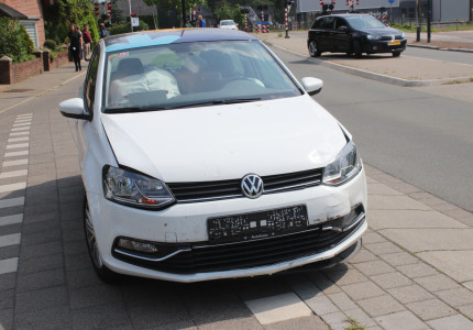 Forse schade na botsing in Apeldoorn
