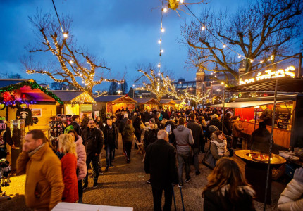 Hoe brengen Nederlanders de feestdagen door?