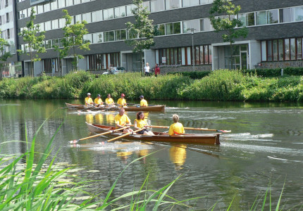 Roeien op het kanaal
