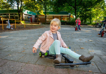 Apeldoornse basisschool en kinderopvang tijdelijk samen naar Markerichtersveld