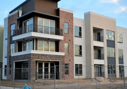 Meer nieuwbouw moet woningmarkt lucht geven