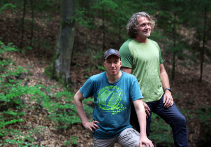 Wandelen in het spoor van de wolf met Rob en Wim