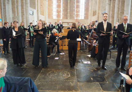 Lebuinuscantorij bejubelt de aarde in paasdienst