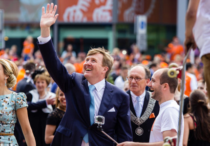 Samen de verjaardag van de koning vieren