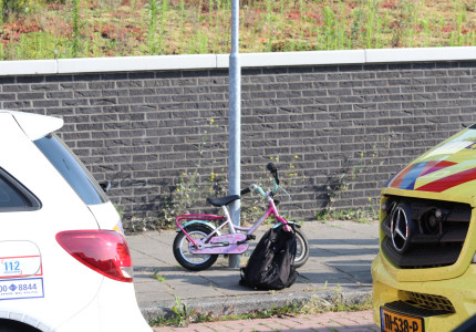 Kind gewond na aanrijding in Apeldoorn