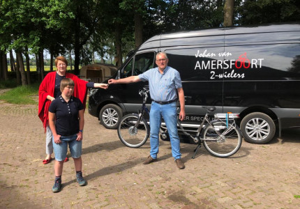 Elektrische tandem voor hulpboeren