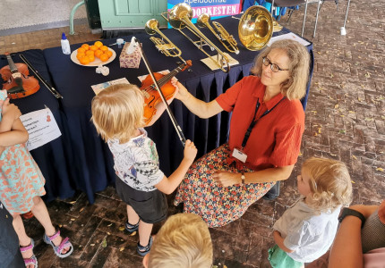 Muziek op school en snuffelcursus